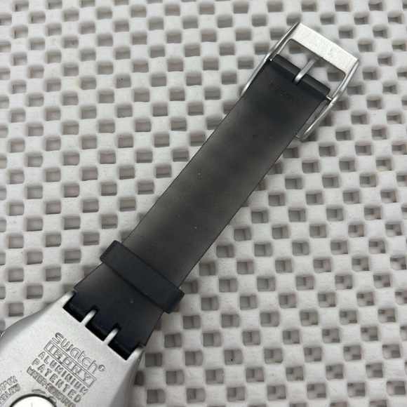 Swatch Watch - YLS1020 - SPARKLING NIGHT - Picture 7 of 9